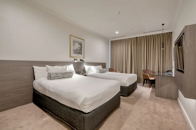 غرفة ديلوكس بسريرين مزدوجين، Duxton Hotel 2/5