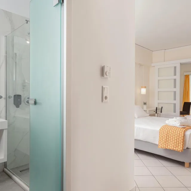 Suite, Adult Only, Private Pool، Hydrele Beach 6/6