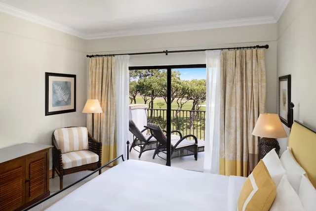 غرفة بسريرين مزدوجين بغرفتي نوم، PINE CLIFFS RESIDENCE, A LUXURY COLLECTION RESORT 3/8