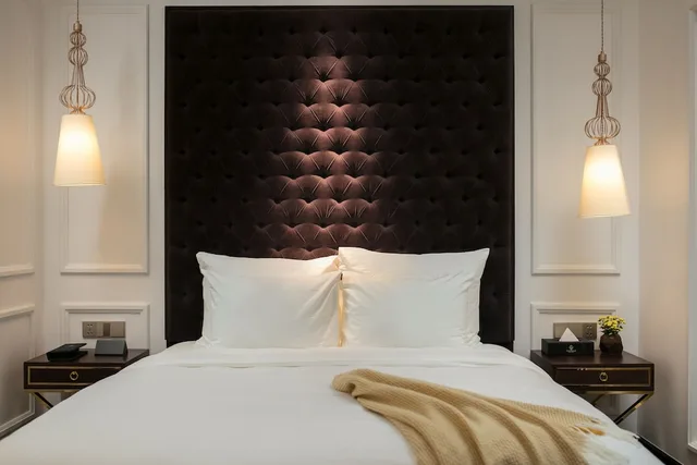 غرفة غراند ديلوكس بسرير كوين، Anatole Hotel Hanoi 3/8