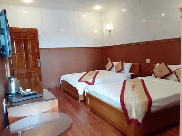 غرفة قياسية رباعية بسرير كوين، Hong Ngoc Hotel 5/6
