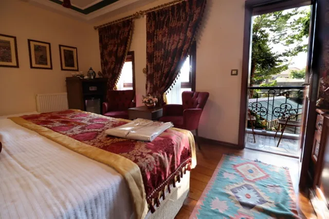 Superior, Double Bed, Garden House Istanbul 6/10