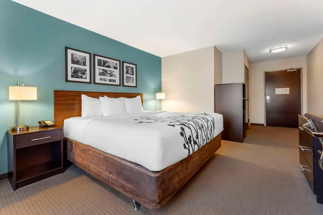 غرفة بسرير مزدوج، Sleep Inn & Suites Cumberland 1/5