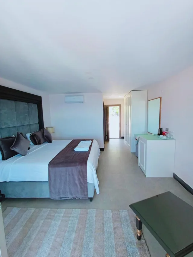 Room, King Bed, Sea View, Mediteran Hotel 1/10