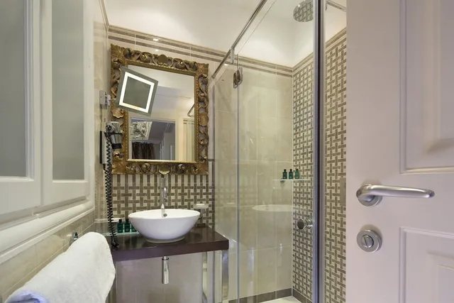 غرفة سوبيريور بسرير كوين، Hotel Ares 4/4