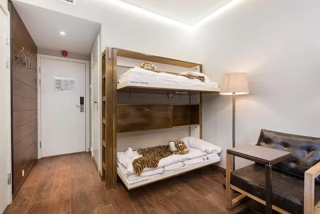 Room, 1 Queen and 1 Bunk Bed, Bunk Bed, Dyreparken Safarihotell 6/10