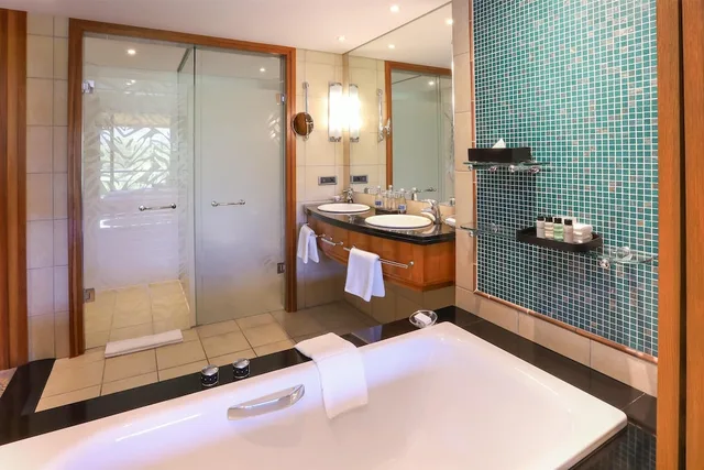Premium, Deluxe, King Bed, Lagoon View، Arabella Hotel Golf & Spa 9/9