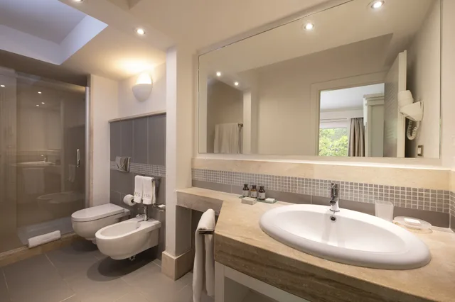 Plus, Garden, 1 Double and 1 Single Bed، Chia Laguna - Hotel Village 6/8