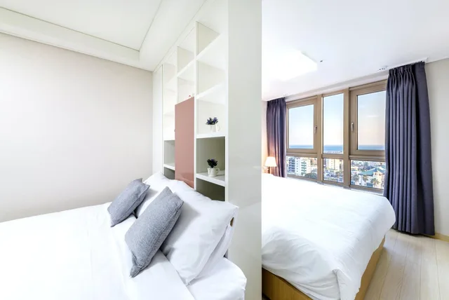 غرفة جونيور بسريرين منفصلين بإطلالة على البحر، Shin Shin Hotel Seogwipo 9/10