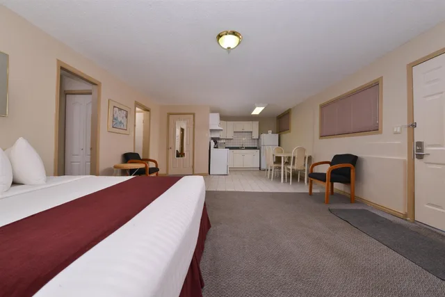 جناح ديلوكس بسريرين كينج، Canadas Best Value Inn Suites Vernon 2/6