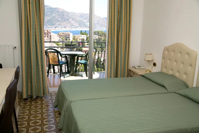 غرفة بسرير مزدوج أو سريرين منفصلين بإطلالة، Villa Bianca Resort 3/6