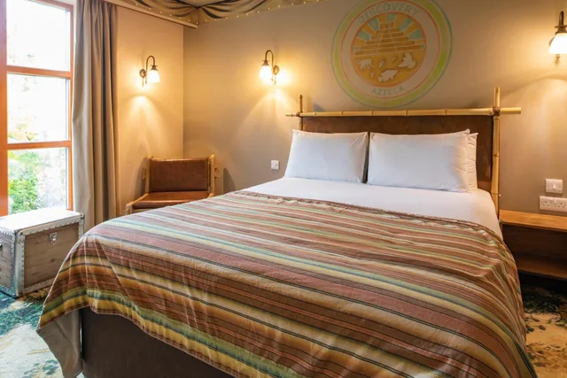 AZTECA Discovery Family Room، Chessington Resort Hotels 4/9