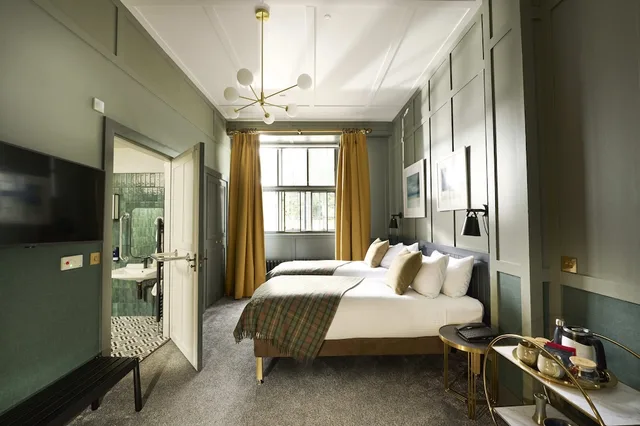 غرفة سوبيريور بسريرين منفصلين بغرفة نوم واحدة لذوي الإعاقة، Royal Marine Hotel Brora 1/1