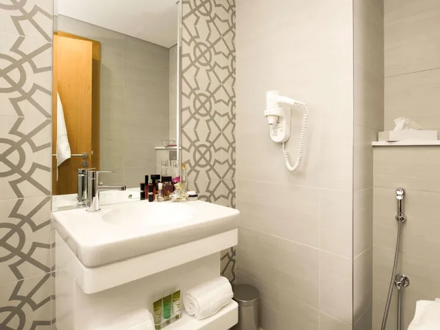 جناح سوبيريور بإطلالة على البحر، Ibis Styles Manama Diplomatic Area 2/2