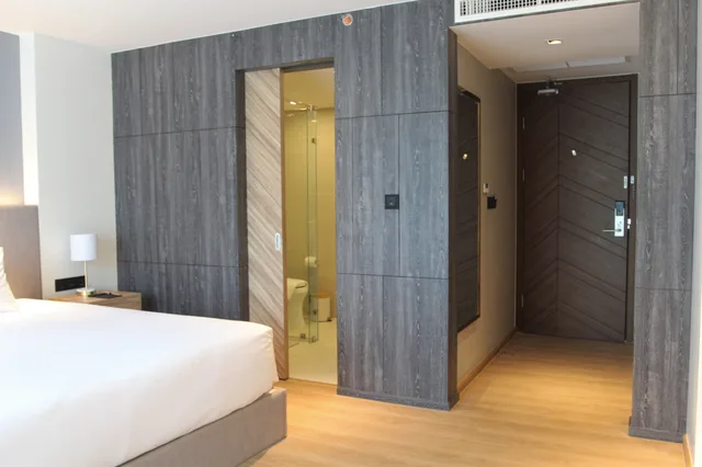 Superior, Double or Twin Bed, Wyndham La Vita Phuket 2/7