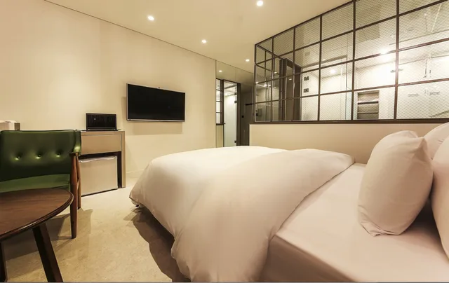Deluxe, Double Bed, No Parking، Hotel Lassa 2/3