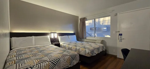 غرفة ديلوكس بسرير كوين للمدخنين، Motel6 Slidell, LA - New Orleans 5/9