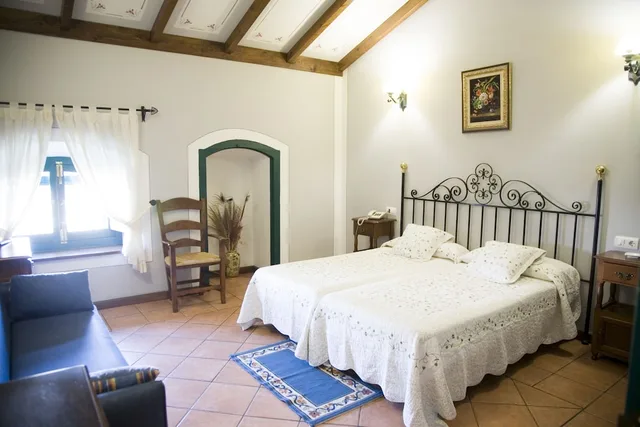 غرفة بسرير كينج، Hospedium Hotel Rural Soterrana 5/10