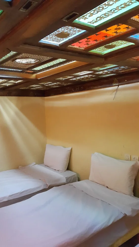 سكن مشترك مختلط اقتصادي بأربعة أسرّة وأسرّة بطابقين بإطلالة على المدينة، Dar Naima - Hostel 1/2