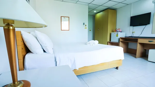 غرفة بسرير كوين، Central Place Hotel 3/3
