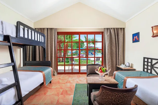 Family, Bungalow, King and Twin Beds, Pool View, Pickalbatros Jungle Aqua Park - Neverland Hurghada 5/10