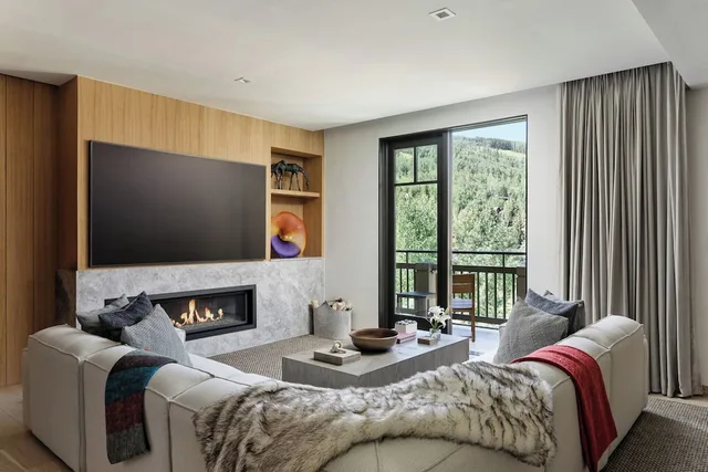 3 Bedrooms, Residence, 2 King Beds, 2 Queen Beds, Four Seasons Resort and Residences Vail 4/6