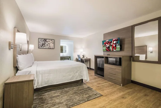 غرفة بسرير كينج، Days Inn by Wyndham Chula Vista/San Diego 3/6