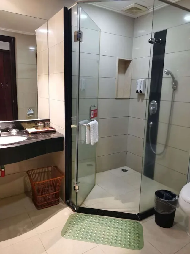 غرفة ديلوكس بسريرين منفصلين، Global Business Hotel 5/5