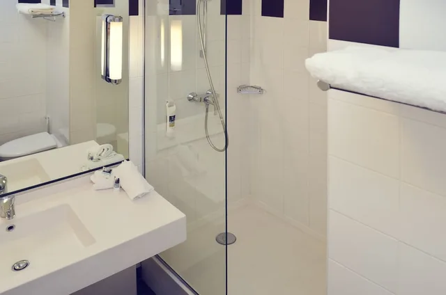 Standard, Twin Beds, Mercure Lyon Est Chaponnay 6/8