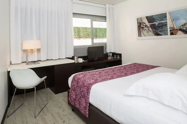 غرفة كلاسيكية بسرير كينج، Royal Antibes - Luxury Hotel, Residence, Beach & SPA 3/4