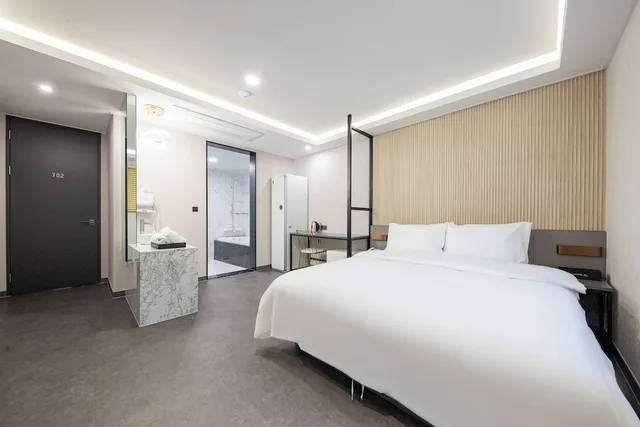 غرفة ملكية بسرير مزدوج، Hotel 24st Urban Brown Seosan Lake Park 3/10
