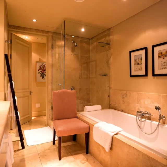جناح تنفيذي بسريرين منفصلين وسرير كينج، Royal Palm Hotel Umhlanga 5/6