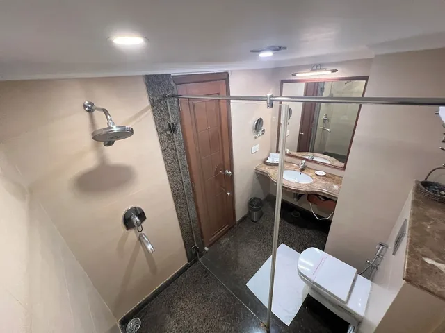 جناح جونيور بسرير مزدوج، ROYALE de CASA 6/7
