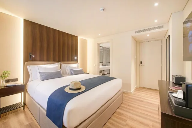 Room, Double Bed, Interior View, Hotel Moon & Sun Lisboa 1/7