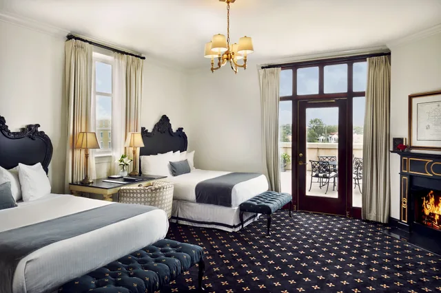Deluxe, Suite, 2 Queen Beds, Old View, Terrace, French Quarter Inn 2/6