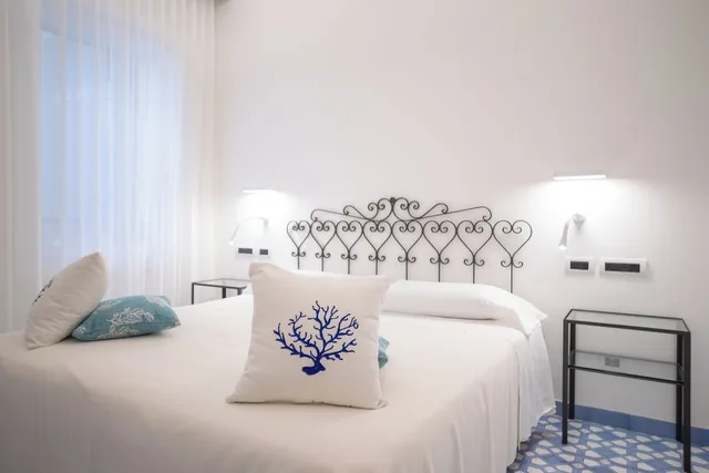 غرفة قياسية بسرير مزدوج، Hotel Aurora Amalfi 6/10