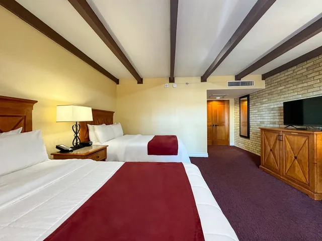 غرفة ديلوكس بسريرين مزدوجين بإطلالة على النهر، La Posada Hotel 2/6