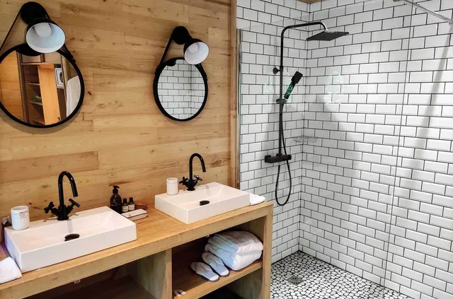 Design, Suite, King Bed, Hot Tub، LOIRE VALLEY LODGES - HOTEL 1/1