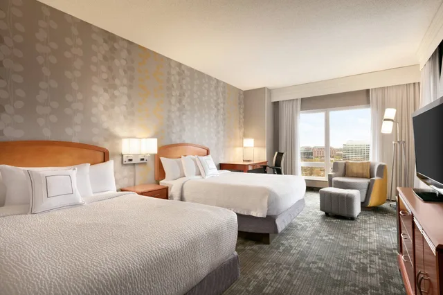 Room, 2 Double Beds, Accessible, Courtyard by Marriott Tysons McLean 1/3