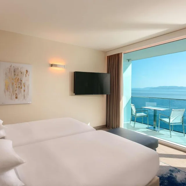 Room, Twin Beds, Sea View, Balcony, Hilton Rijeka Costabella Beach Resort and Spa 3/9