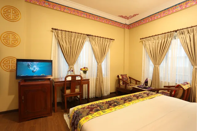 Heritage, Queen Bed، Hotel Harmika 4/5