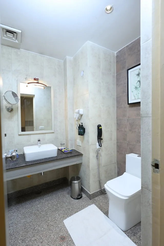غرفة بسريرين منفصلين للمدخنين، Days Hotel Neemrana Jaipur Highway 4/5