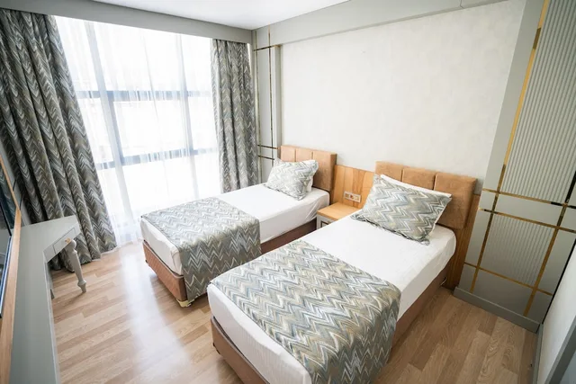 جناح عائلي بسرير كوين بغرفتي نوم، Lion City Hotel Kizilay 1/7