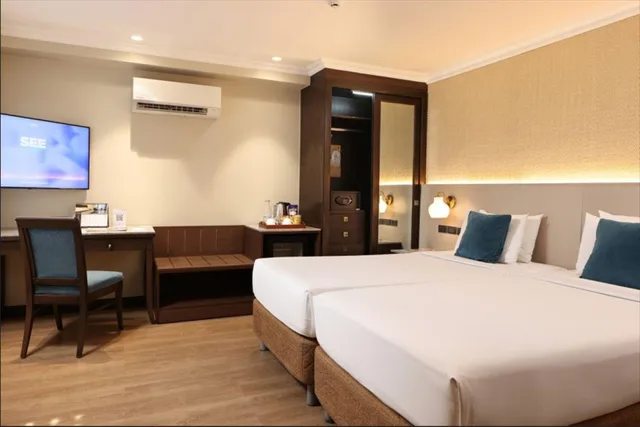 Standard Room, City Garden Suites Manila 1/1