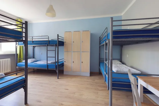 غرفة بأسرّة بطابقين بحمام مشترك، Patio Hostel 2/2