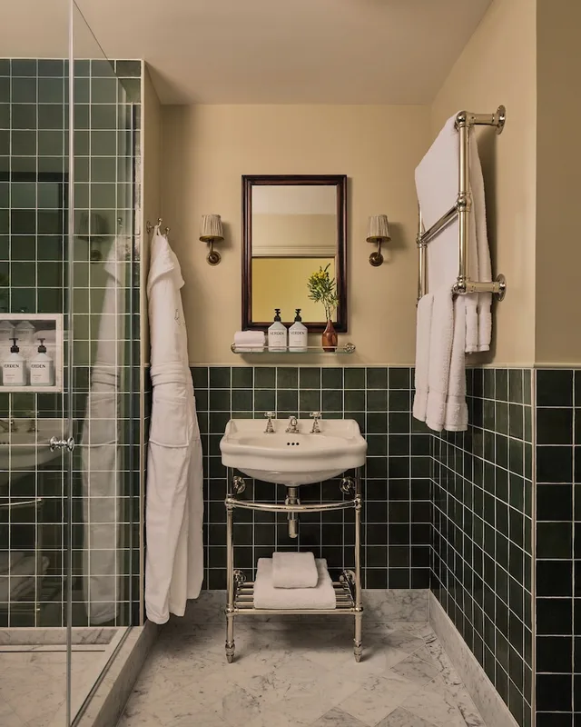 غرفة مريحة بسرير مزدوج بإطلالة على الحديقة، GRANGE BLOOMS HOTEL 4/5