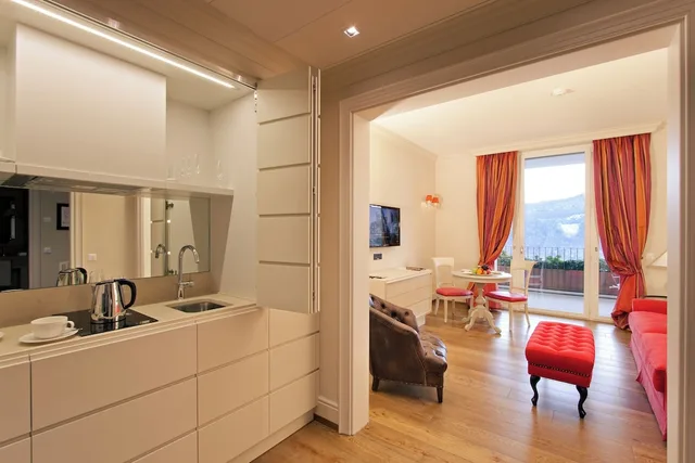 جناح سوبيريور بسرير كوين بغرفة نوم واحدة بمطبخ صغير، Resort Collina D Oro 8/10