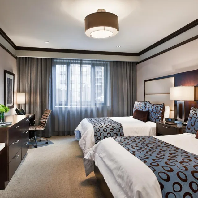 جناح سوبيريور بسرير كوين، The Pearl New York 1/8