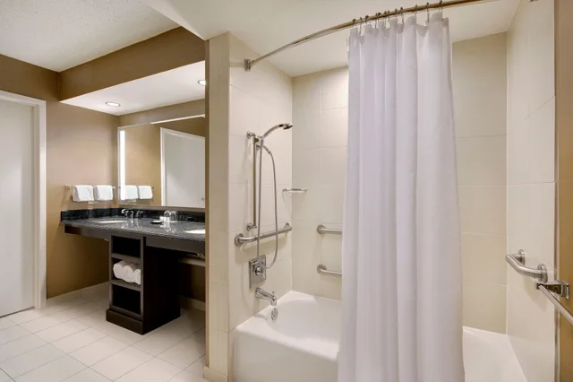 جناح بغرفة نوم واحدة، Sheraton Suites Fort Lauderdale West 2/4