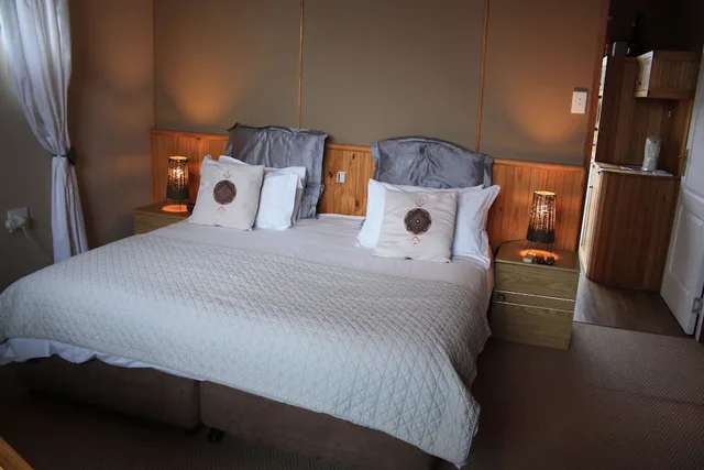 Seastar, Basic, King Bed, Balcony، Dolphin View Guesthouse 2/2